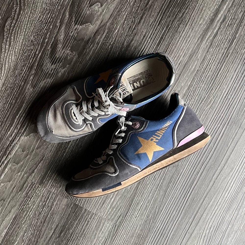 Golden Goose sneakers size 39